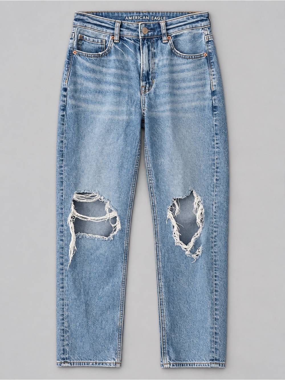 American Eagle Strigid Ripped Mom Jeans Size 2 Short Light Wash